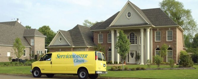 The Mistakes To Avoid Cleaning Rugs And Reasons To Have Professional Cleaning Service