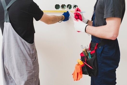 Streamline Operations with Electrical Contractor Software Streamline Operations with Electrical Contractor Software