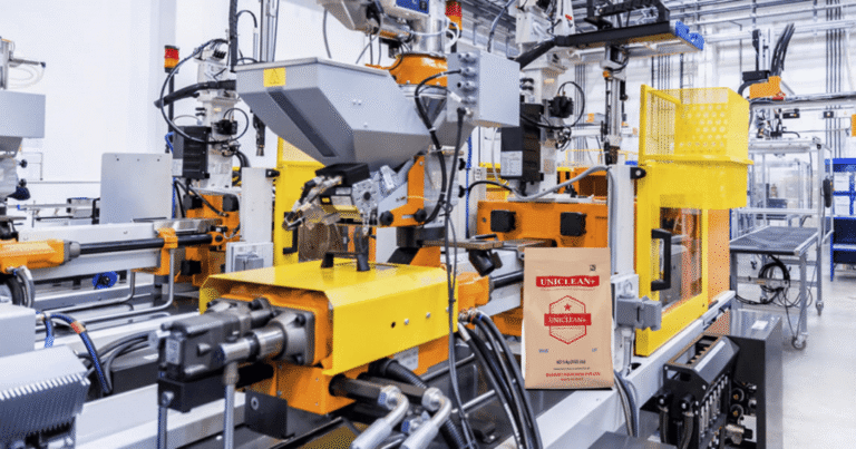 Why Every Plastics Manufacturer Must Test a Purging Compound Before Buying? Why Every Plastics Manufacturer Must Test a Purging Compound Before Buying?